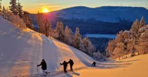 skiwandern-finnland-im-winterurlaub-in-lappland