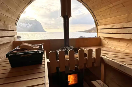 Holzofensauna mit Meerblick in Norwegen Senja